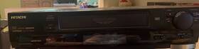Hitachi Vt-ux617a Ux625 Ultravision Hi-fi Stereo Vhs Vcr Works Great