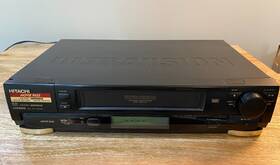 Hitachi Vt-ux625aw Vintage Player Video Recorder Vcr Ultravision Parts Only