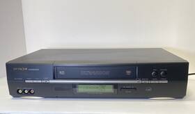 Hitachi Vt-ux6530aw Vhs Player Vcr No Remote Tested And Working