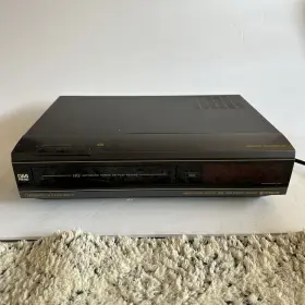 Vt3046a Hitachi Vhs Video Cassette Recorder Vt3046a- Parts Only