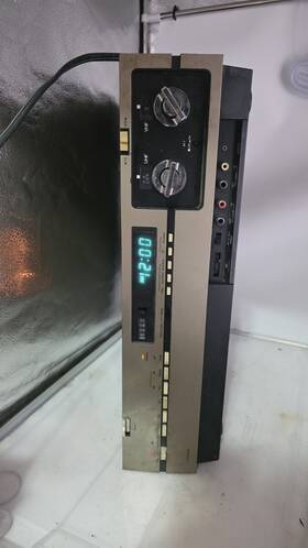 J. C. Penney 686-5012 Vintage Jc Penny Vcr Player With Record Model Powers Untested As Is