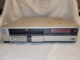 Br-1500u Jvc Vintage Vcr Cassette Recorder Rare Model With Detachable Remote Read