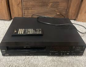 Jvc D440u Hr High 4-head Vrc Vhs Player With Remote