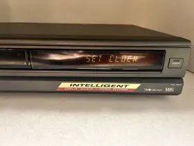 Hr-d740u Jvc D740u Rare Vcr 4-head Intelligent Vhs Recorder Tested Working No Remote