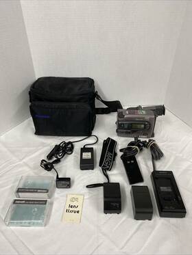 Jvc Gr-sz7-svhsc Super Vhs Camera Recorder 2 Batteries Bag And Extras