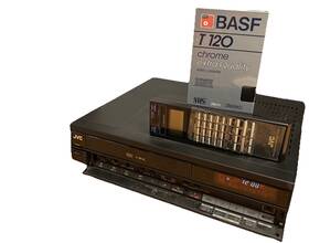 Jvc He-d410u Video Cassette Recorder Vcr Hr-d410u Vhs With Box Remote Cover And Blank Tape