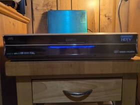 Jvc Hm-dt100u D-vhs Player Recorder Hdmi Rare No Remote