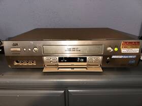 Jvc Hr-9500u Hr-s9500u Vcr S-vhs S-video Tbc Works Beautifully Used To Transfer Tapes