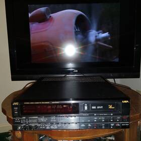 Jvc Hr-d470u 4 Head Hi-fi Vcr Vhs Video Cassette Recorder Vintage