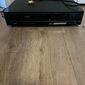 Hr-d660u Jvc Vhs Vcr Player 4 Head Video Cassette Recorder Digital Track Tested