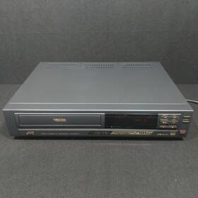 Jvc Hr-d67ou Vintage Vcr Vhs 4 Head Please Read For Parts No Remote