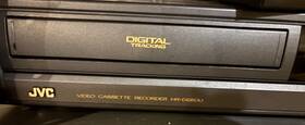 Jvc Hr-d68ou Video Cassette Recorder With Remote