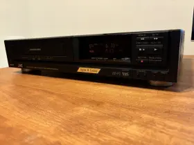 Hr-d830u Jvc 4 Head Hi-fi Stereo Vcr With Working Remote. For Parts Read Descrip