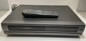 Hr-d920u Jvc Vcr With Remote