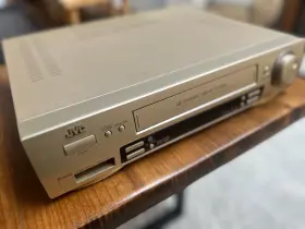 Hr-dd857ms Jvc Vhs Hi-fi Vcr - Works Great