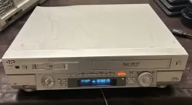 Hr-dvs2 Jvc Mini Dv Super Vhs Player Recorder Hi-fi Vcr - No Remote Tested