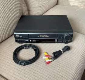 Hr-j7002um Jvc Rare Vcr 4-head Intelligent Stereo Vhs Player Tested See Video
