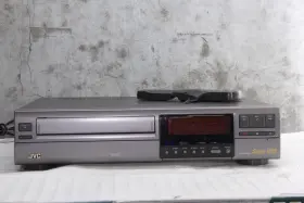 Hr-s4700 Jvc Vcr S-vhs/vhs Player Ejection Issues Remote Included As-is