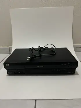 Hr-s5901u Jvc Vhs Svhs Vcr Video Cassette Recorder Player No Remote