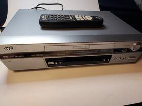 Jvc Hr-s6970 Vhs Et Multi System Power Mesecam With Remote For Parts