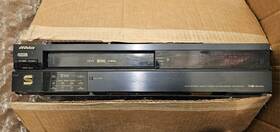 Jvc Hr-s7000 Victor Svhs Recorder