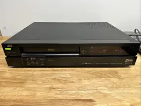 Hr-s7000u Jvc Super Vhs 4-head Hi-fi Vcr Player Recorder Svhs Tested - No Remote