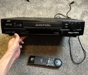 Hr-s7300u Jvc Super Vhs Hi-fi Stereo Video Cassette Recorder With Remote