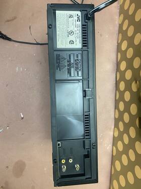 Jvc Hr-vm48u 4-head Vhs Video Cassette Player