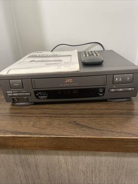 Jvc Hr-vp412 Hr-vp412u Vhs Vcr Hi-spec Drive With Remote And Instructions Manual