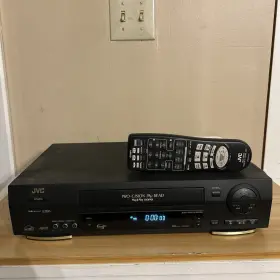 Hr-vp682u Jvc Pro-cision 19u 4 Head Vcr Vhs Player Recorder Eb-8067 Hr-vp682u Jvc Pro-cision 19u 4 Head Vcr Vhs Player Recorder Eb-8067