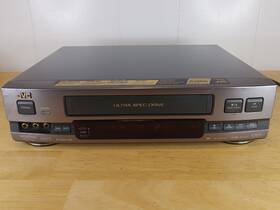 Jvc Hr-vp75u 4 Head Black Ulta Spec Drive Vcr Player Tested / Working