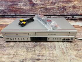 Jvc Hr-xvc17su Dvd/vcr Combo With Universal Remote And Av Cable Tested Working