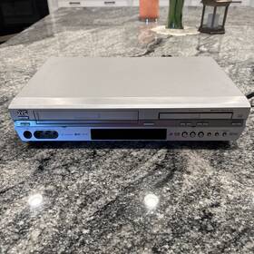 Jvc Hr-xvs44u Dvd Player And Vcr Recorder - No Remote #tshelf