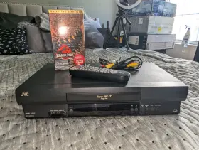 Hr-s2901u Jvc Hrs2901 With Remote 4-head Hifi - Tested Includes Video Cable Jurassic Park