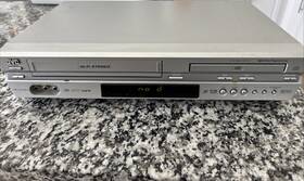 Jvc Jvcxvc29uj Vintage Jvc-xvc29uj Dvd/video Cd/cd Vhs Player With Remote Tested Works