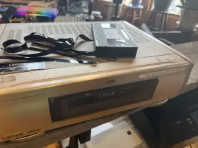 Sr-w7u Jvc Srw7u - Legendary Unicorn Vcr Powers Up Needs Maintenance As Is
