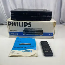 Vr6995at01 Magnavox Cr6995at01 Hq Vcr / Vhs Player With Box And Manual Tested Works