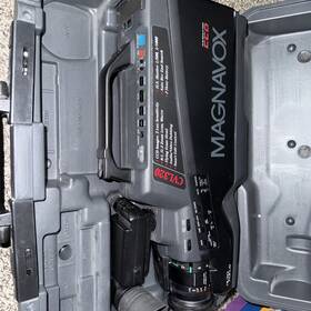 Magnavox Cvl320 Vhs Video Cassette Recorder Camera New Battery Needed Tested