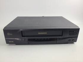 Magnavox G.6 C/20240228/df.13 Vru262at23 Vhs Vcr Player No Remote Great Working Condition