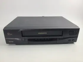 Vru262at23 Magnavox G.6 C/20240228/df.13 Vhs Vcr Player No Remote Great Working Condition