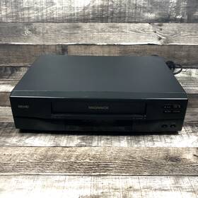 Magnavox Lr79436 Vrt222at22 Vhs Vcr Hq Video Cassette Player / Recorder Tested No Remote