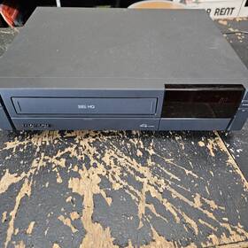 Magnavox Ve9035at01 Vcr For Parts Or Repair