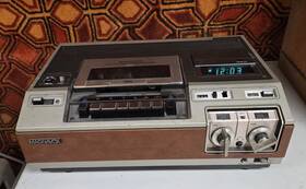 Magnavox Vh8200 Video Cassette Recorder Vhs