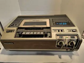 Vj822obro1 Magnavox Very Rare 1979 2/4 Hr. Video Cassette Recorder