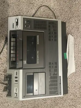 Vk8222br01 Magnavox Vhs Vcr Vintage Model It Works And Is In Good Condition