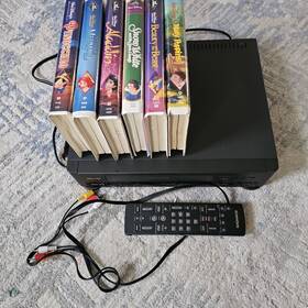 Magnavox Vr1060 Vhs Vcr Remote Disney Bundle