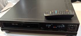 Magnavox Vr2072at01 Vcr Player Vhs Cassette Recorder 4 Head Hi-fi Remote Tested