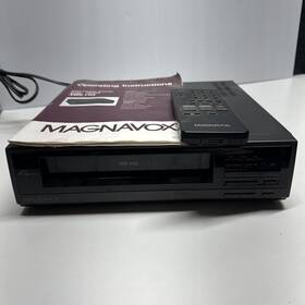 Magnavox Vr3235at01 Vcr Model With Remote And Instructions 1990 Not Tested For Part