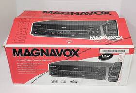 Magnavox Vr401bmg Vcr Vhs Tape Player Recorder And Remote Complete With Manual