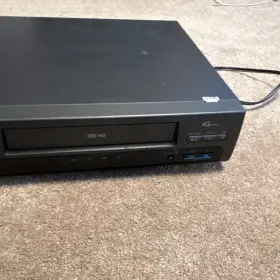 Vr6820at07 Magnavox 4-head Vhs Hq Vcr Video Cassette Player Mpn